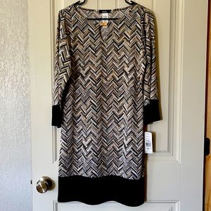 Never worn dress size small